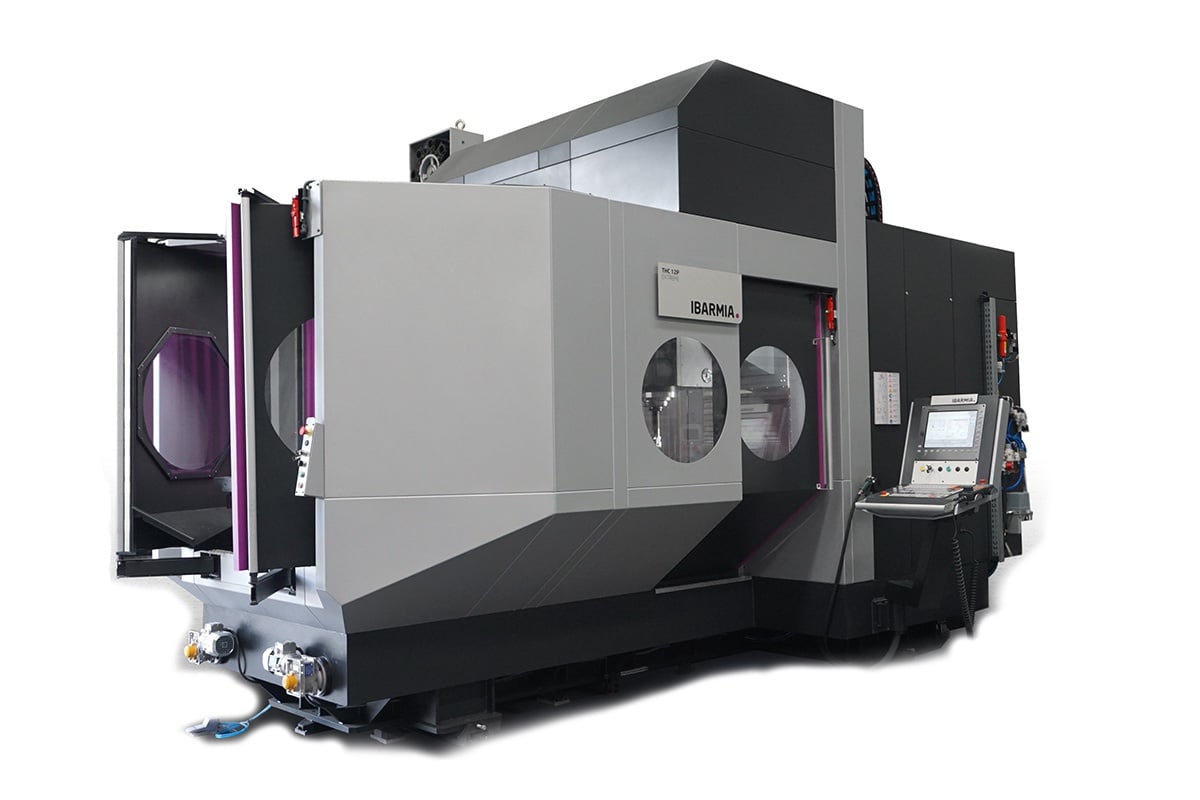 Universal moving column 5 axis machining centers