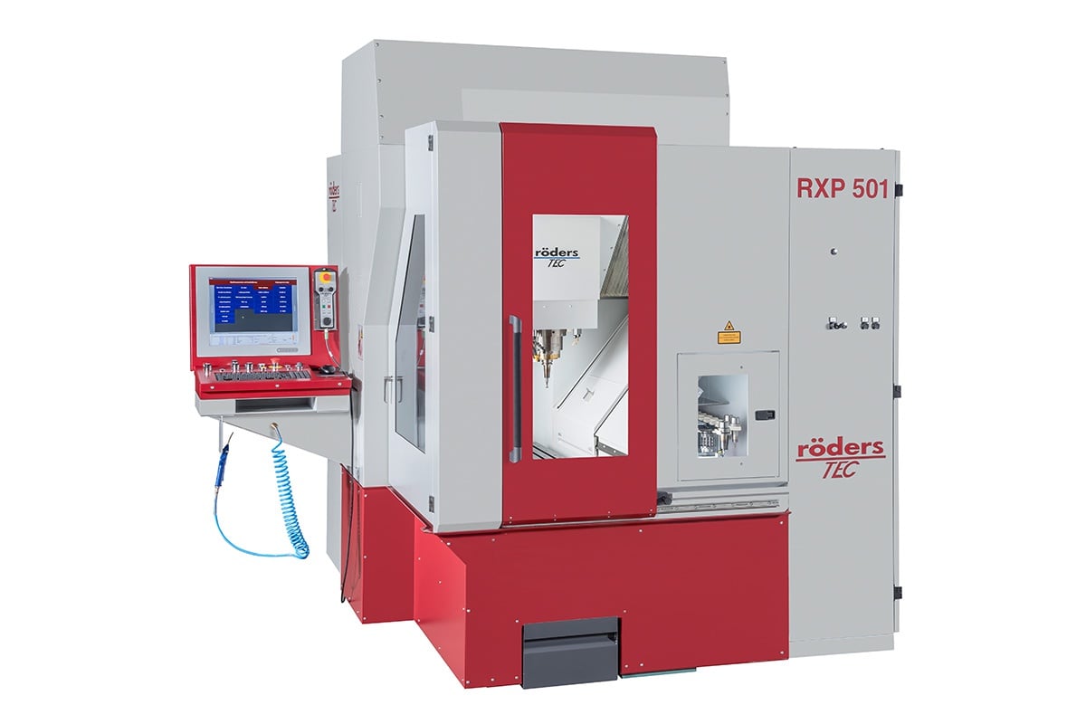 High speed machining centers with 3 and 5 axes
